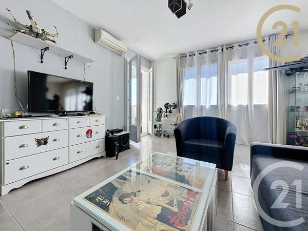 Appartement T4 à vendre  4 pièces - 69,12 m 2   MONTELIMAR  - 26