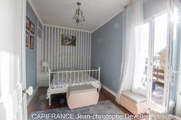 Maison à vendre 7 pièces GORRON centre (53) maison de ville 4 chambres avec terrasse et garage double