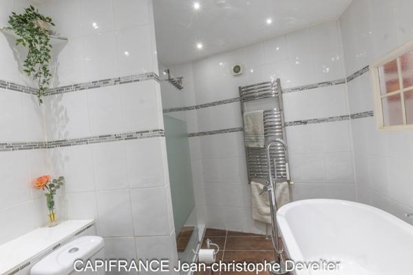 Maison à vendre 7 pièces GORRON centre (53) maison de ville 4 chambres avec terrasse et garage double