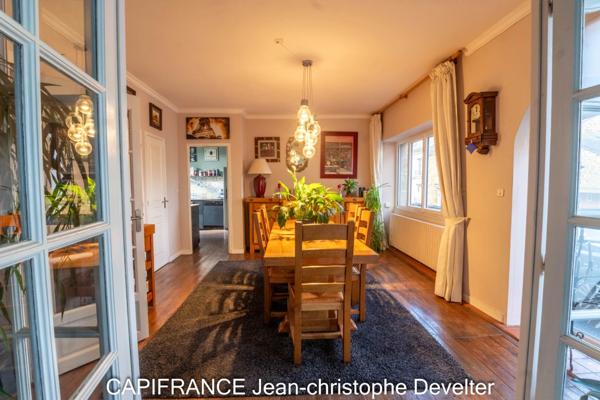 Maison à vendre 7 pièces GORRON centre (53) maison de ville 4 chambres avec terrasse et garage double