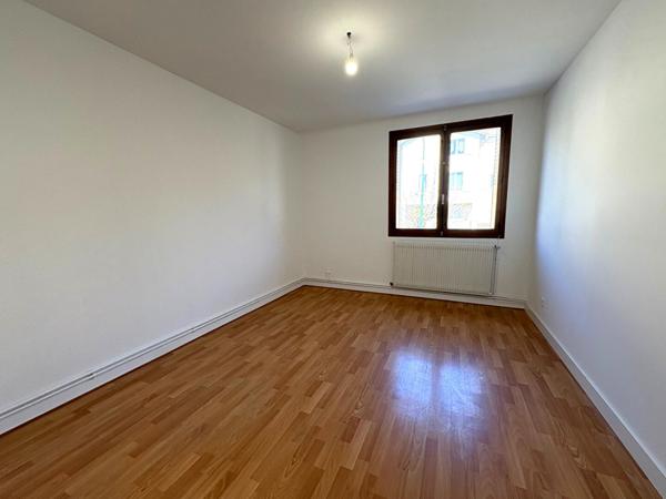 Appartement Saint-Ismier 54.0 m2
