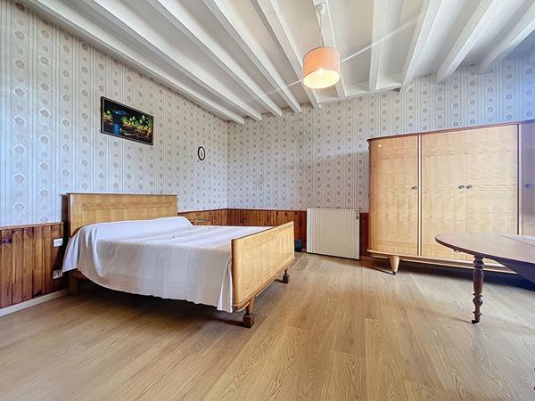 Maison Maze Milon bourg proche du Super U