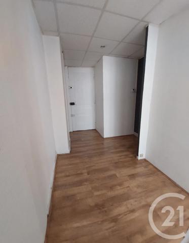 Appartement F3 à vendre  3 pièces - 105 m 2   ST ETIENNE  - 42