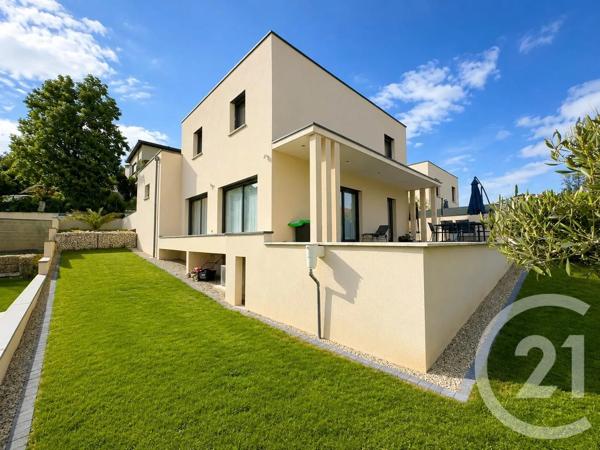 Maison à vendre  5 pièces - 160 m 2   VIENNE  - 38