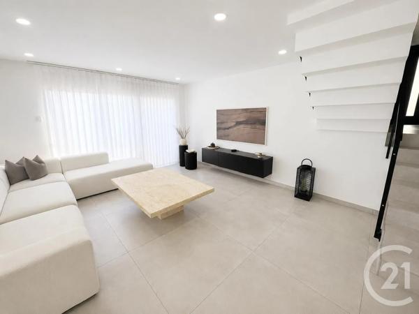 Maison à vendre  5 pièces - 160 m 2   VIENNE  - 38