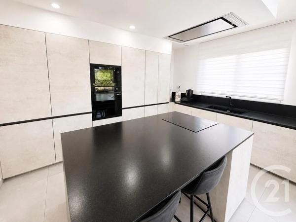 Maison à vendre  5 pièces - 160 m 2   VIENNE  - 38