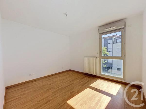 Appartement F4 à vendre  4 pièces - 74,66 m 2   FEYZIN  - 69