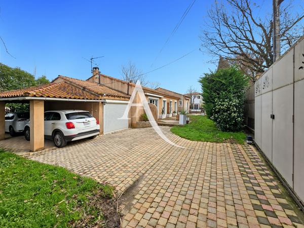 Maison T5 d'environ 120 m2, garage, piscine, dépendances Marseille 13011