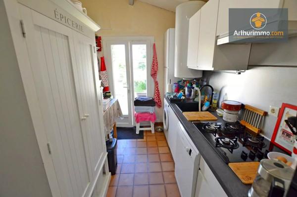 Vente                                                      Maison
                        
                     2 pièces                      45 m2                     à Duras