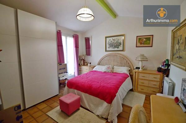 Vente                                                      Maison
                        
                     2 pièces                      45 m2                     à Duras