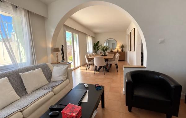 Vente Maison T6 avec garage rénové(e) Marseille 12ème