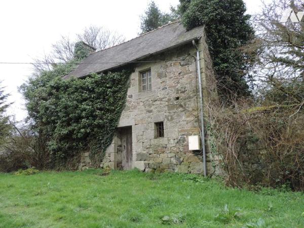 MAISON A RESTAUREE ANTIEREMENT 