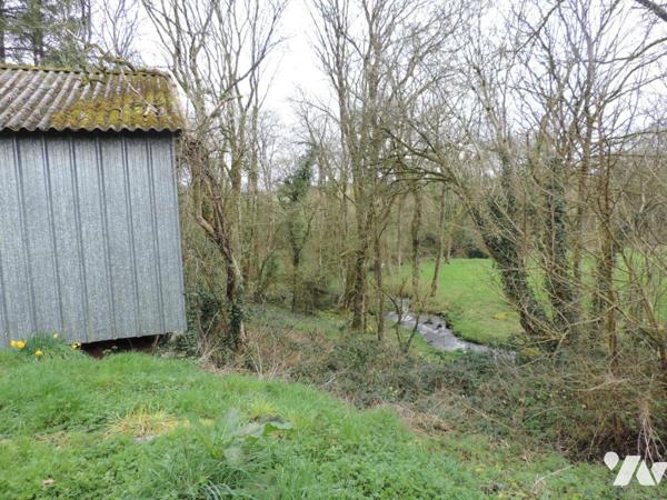 MAISON A RESTAUREE ANTIEREMENT 