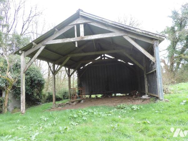 MAISON A RESTAUREE ANTIEREMENT 