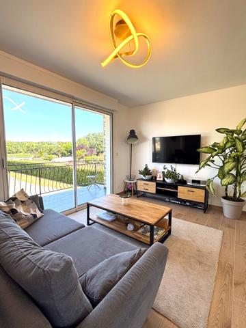 Maison
         6 pièces
        - 145 m² Exclusivité 330 000 € *