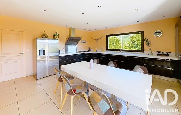 Maison à vendre 5 pièces 201 m² Millau