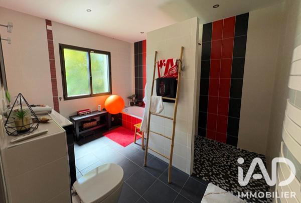 Maison à vendre 5 pièces 201 m² Millau