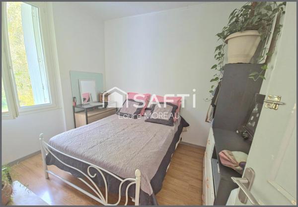 Charmante maison de village en bord de riviére