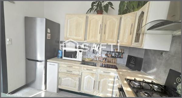 Charmante maison de village en bord de riviére