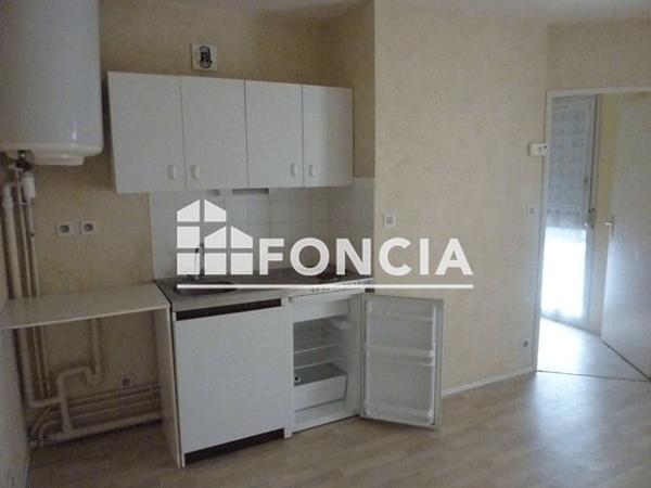 Location Appartement 2 pièces 23.77 m² - 33 RUE DU HAUT CHENE Angers 49000