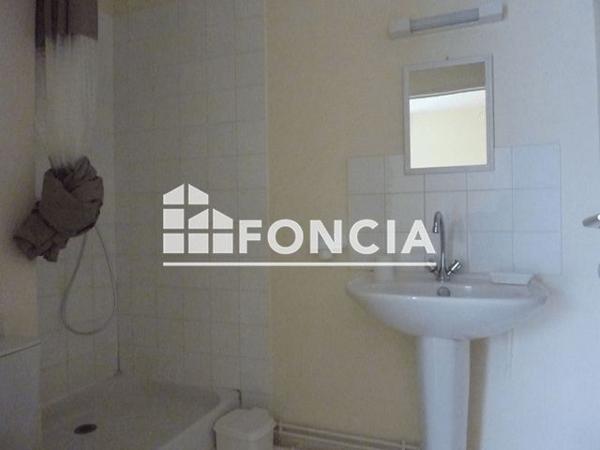 Location Appartement 2 pièces 23.77 m² - 33 RUE DU HAUT CHENE Angers 49000