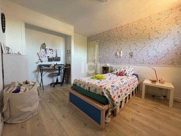 Maison - 5 pièces -130 m2