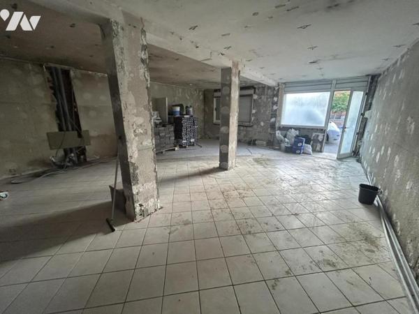 Local commercial/d'activités ou bureaux à vendre à CAMBRAI