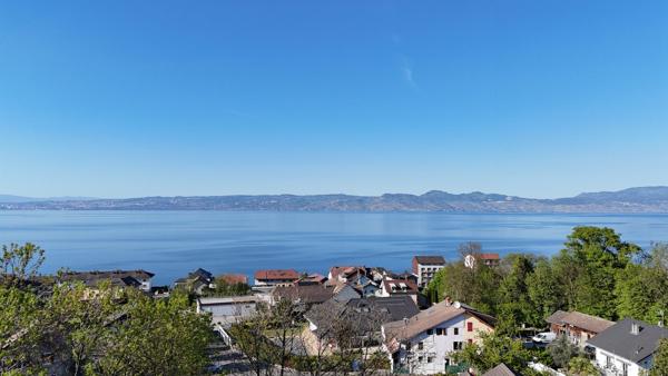 Terrain à bâtir 1 064 m² - Vue lac imprenable - Libre de constructeur