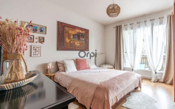 Appartement à vendre    3 pièces • 71,50 m2 La Varenne - Saint-Maur-des-Fossés