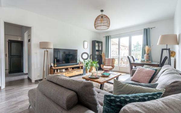 Appartement à vendre    3 pièces • 71,50 m2 La Varenne - Saint-Maur-des-Fossés