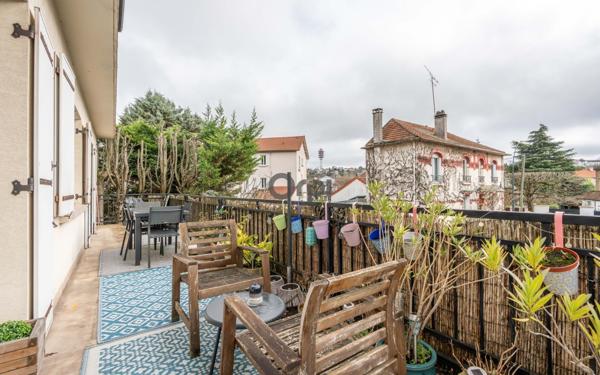 Appartement à vendre    3 pièces • 71,50 m2 La Varenne - Saint-Maur-des-Fossés