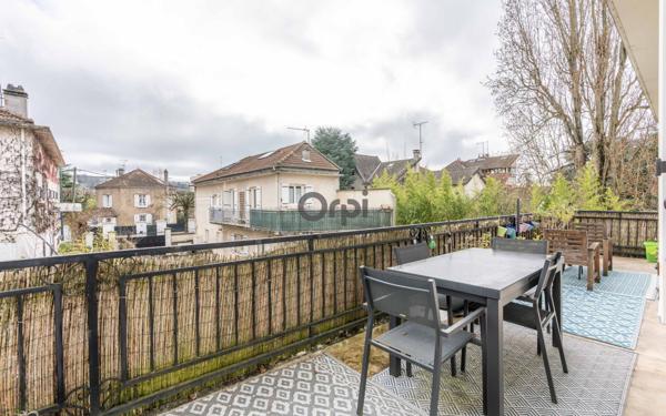 Appartement à vendre    3 pièces • 71,50 m2 La Varenne - Saint-Maur-des-Fossés