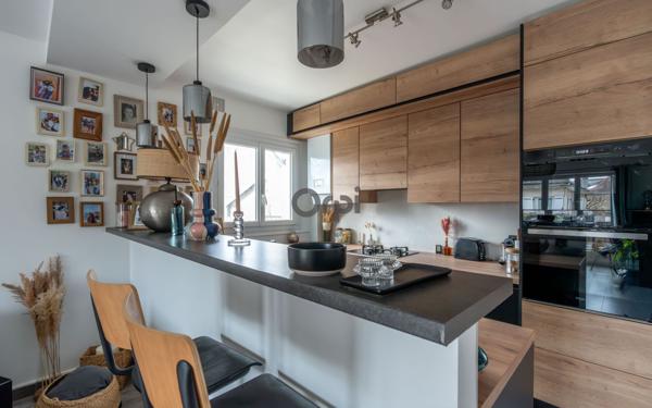 Appartement à vendre    3 pièces • 71,50 m2 La Varenne - Saint-Maur-des-Fossés