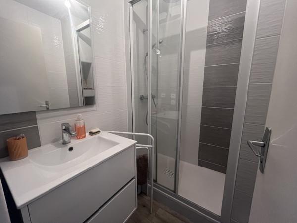 Appartement à vendre |  Sète |  4 pièces | 61 m²