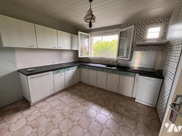 PAVILLON DE PLAIN PIED AVEC GARAGE FACE AUX PYRENEES