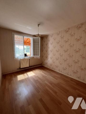 PAVILLON DE PLAIN PIED AVEC GARAGE FACE AUX PYRENEES