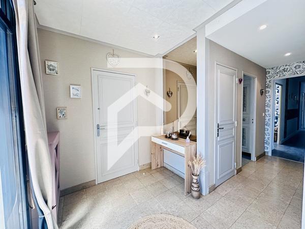 Maison 12 pièces 220.87 m2