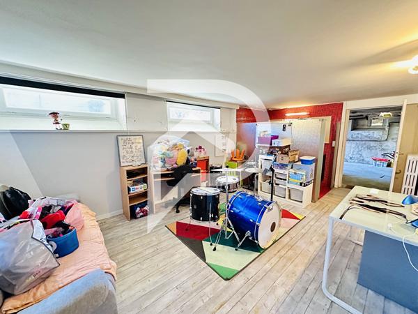 Maison 12 pièces 220.87 m2