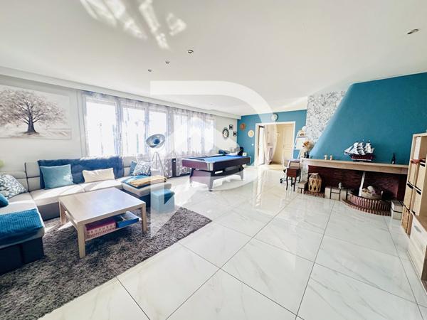 Maison 12 pièces 220.87 m2