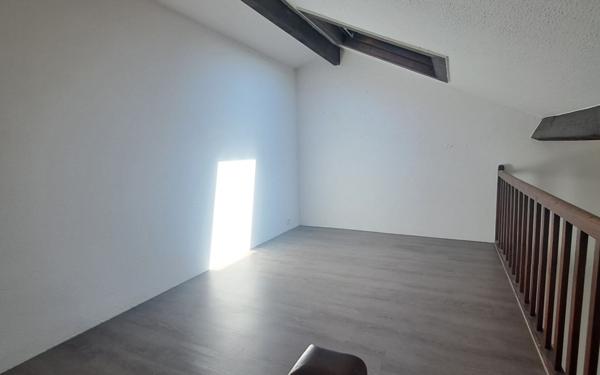 Appartement à louer    1 pièce •  Fontainebleau