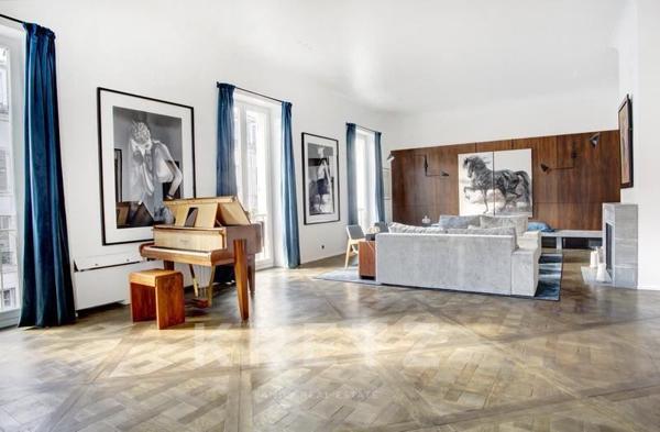 Appartement entièrement rénové avec sa terrasse de plain-pied