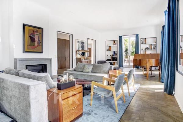 Appartement entièrement rénové avec sa terrasse de plain-pied