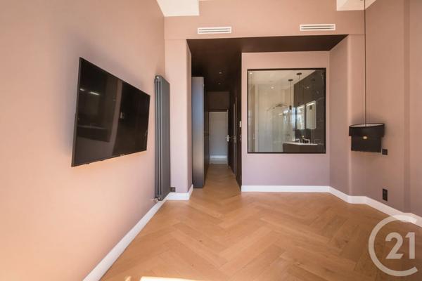 Appartement F5 à vendre  5 pièces - 134,20 m 2   NICE  - 06