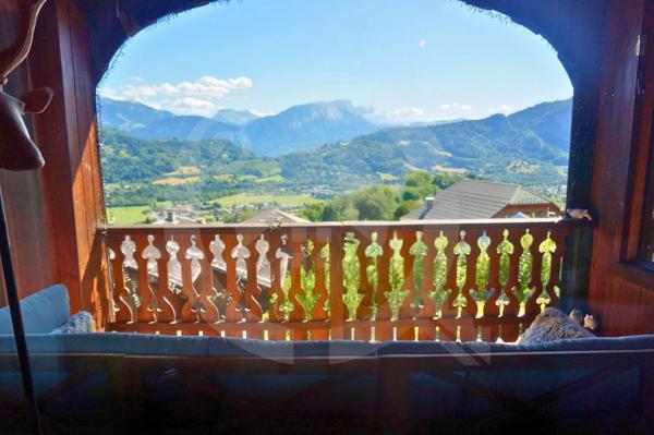 Chalet de Charme de 265 m² à Avonnex – Vue Montagne, Calme Absolu & Revenus Locatifs