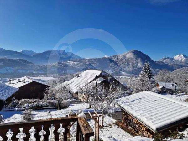 Chalet de Charme de 265 m² à Avonnex – Vue Montagne, Calme Absolu & Revenus Locatifs