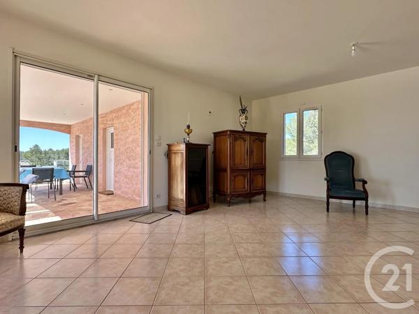 Maison à vendre  6 pièces - 158,03 m 2   LA CADIERE D AZUR  - 83