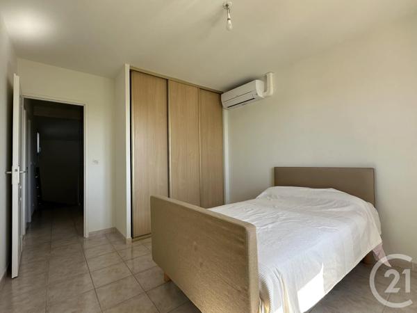 Maison à vendre  6 pièces - 158,03 m 2   LA CADIERE D AZUR  - 83