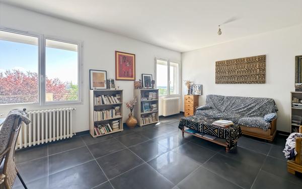 Maison à vendre    6 pièces •  Piquecos