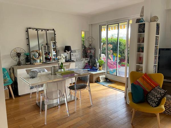 Appartement 5 pièce(s) €659 000 ** - Référence 4619