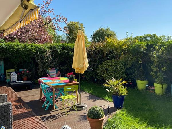 Appartement 5 pièce(s) €659 000 ** - Référence 4619